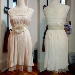 Beautiful Pleated Vintage Off White Lace Dress